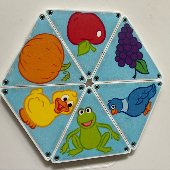 Sesame Street Elmo Magna Tiles - Picture 6 of 6